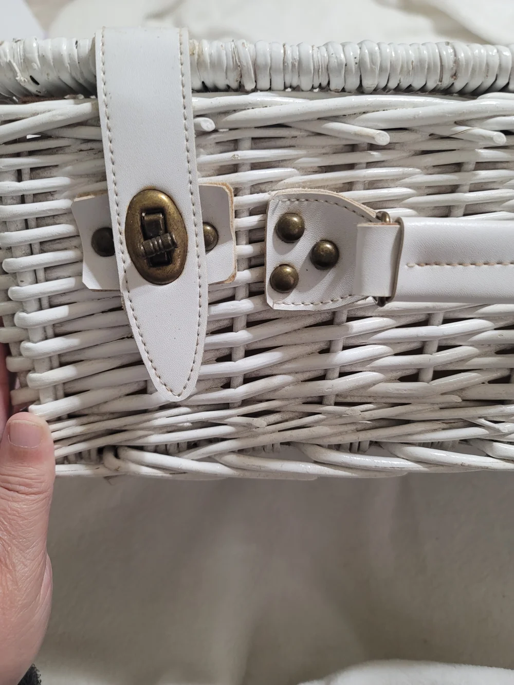 Very Rare‎ Rachel Ashwell Simply Shabby Chic Picnic Basket White Wicker Pink